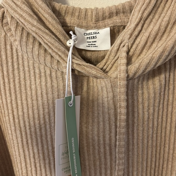 Chelsea peers pajama set - Picture 3 of 5